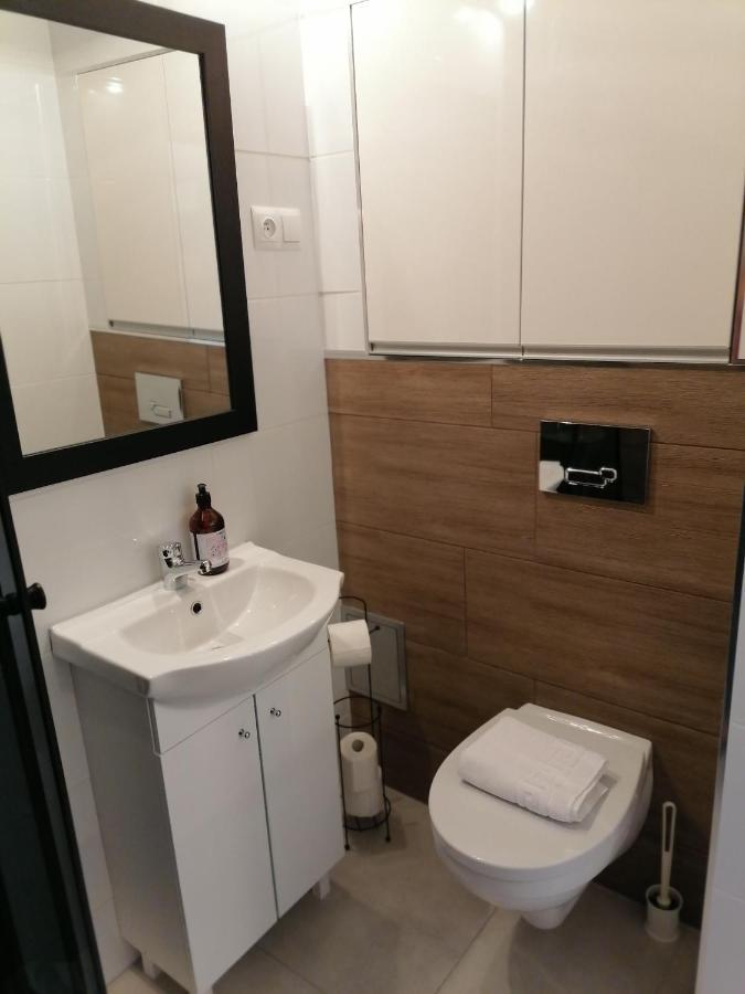 City Apartments Przy Szpitalu 즈고르젤렉 외부 사진